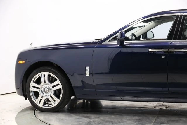 2015 Rolls-Royce Ghost 1st Gen - Image 9 of 31