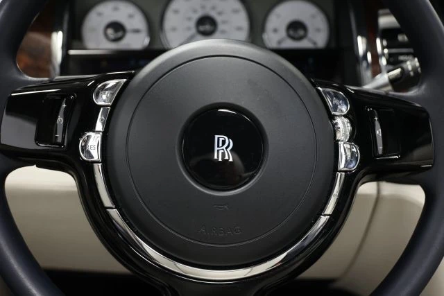 2015 Rolls-Royce Ghost 1st Gen - Image 29 of 31