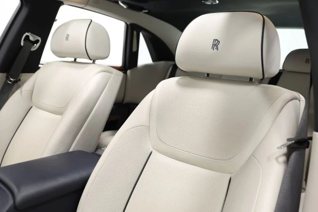 2015 Rolls-Royce Ghost 1st Gen - Image 20 of 31