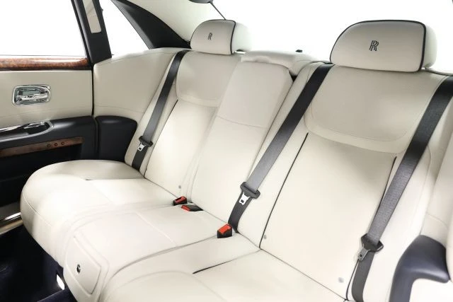 2015 Rolls-Royce Ghost 1st Gen - Image 3 of 31