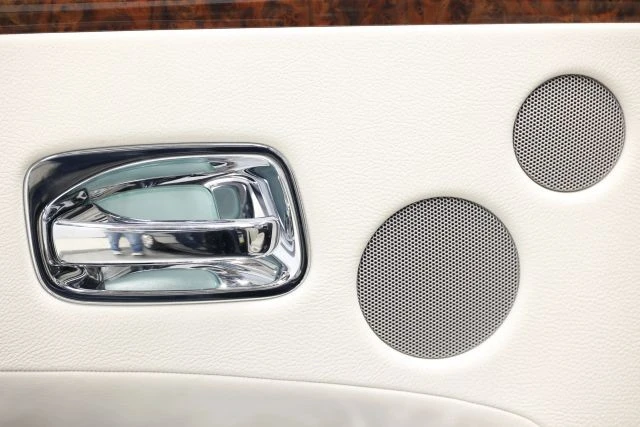 2015 Rolls-Royce Ghost 1st Gen - Image 14 of 31