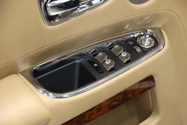 2015 Rolls-Royce Ghost 1st Gen - Image 12 of 12
