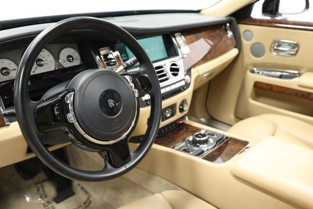 2015 Rolls-Royce Ghost 1st Gen - Image 2 of 12