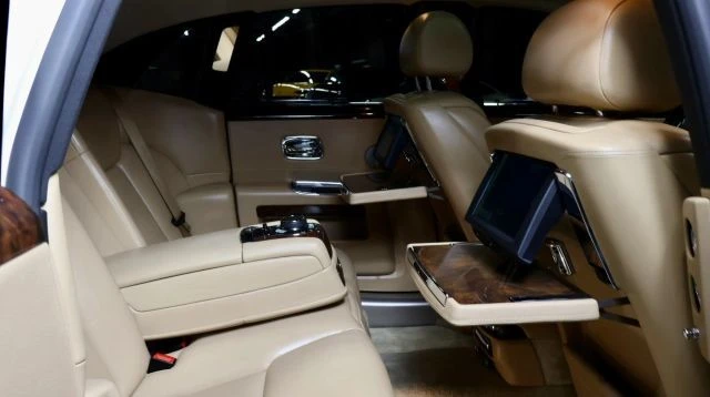 2015 Rolls-Royce Ghost 1st Gen - Image 14 of 19