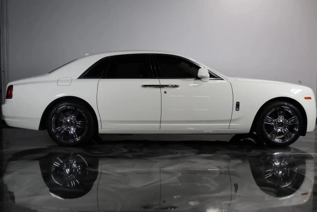 2015 Rolls-Royce Ghost 1st Gen - Image 2 of 19