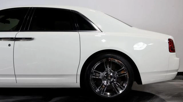 2015 Rolls-Royce Ghost 1st Gen - Image 9 of 19
