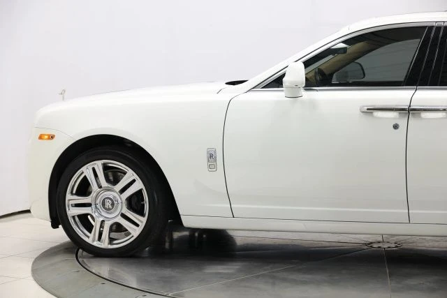 2015 Rolls-Royce Ghost 1st Gen - Image 7 of 12