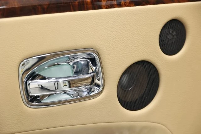 2015 Rolls-Royce Ghost 1st Gen - Image 11 of 12