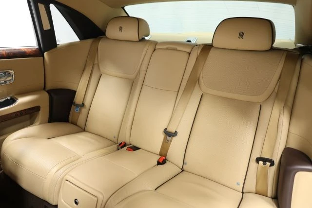 2015 Rolls-Royce Ghost 1st Gen - Image 3 of 12