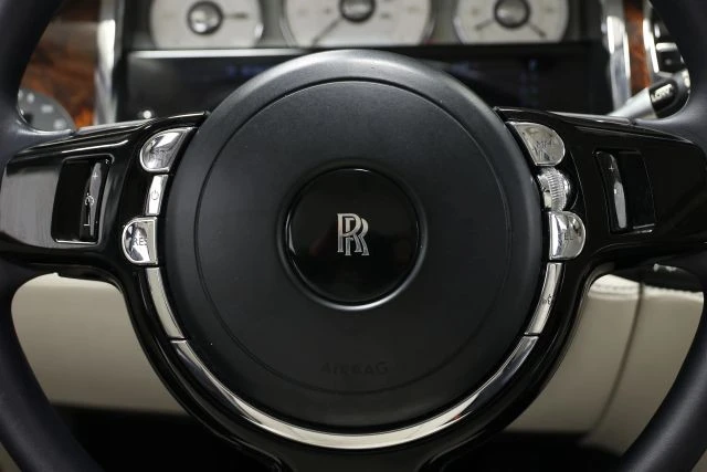 2015 Rolls-Royce Ghost 1st Gen - Image 24 of 31
