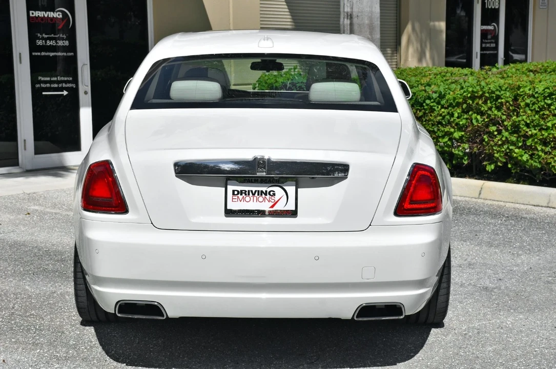 2015 Rolls-Royce Ghost 1st Gen - Image 8 of 21