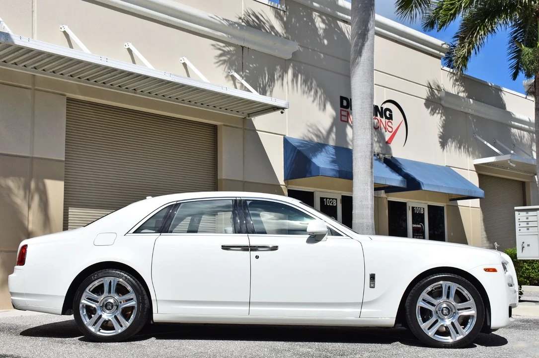 2015 Rolls-Royce Ghost 1st Gen - Image 19 of 21