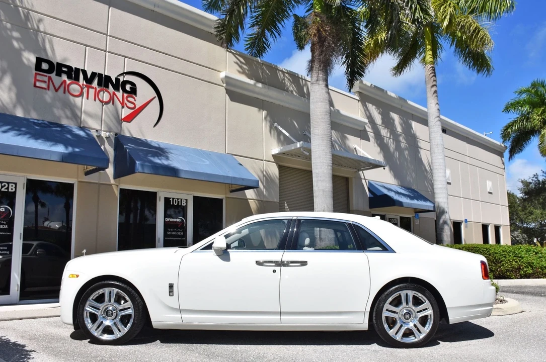2015 Rolls-Royce Ghost 1st Gen - Image 10 of 21