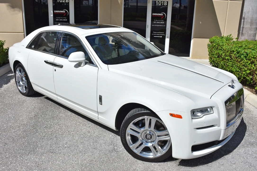 2015 Rolls-Royce Ghost 1st Gen - Image 2 of 21