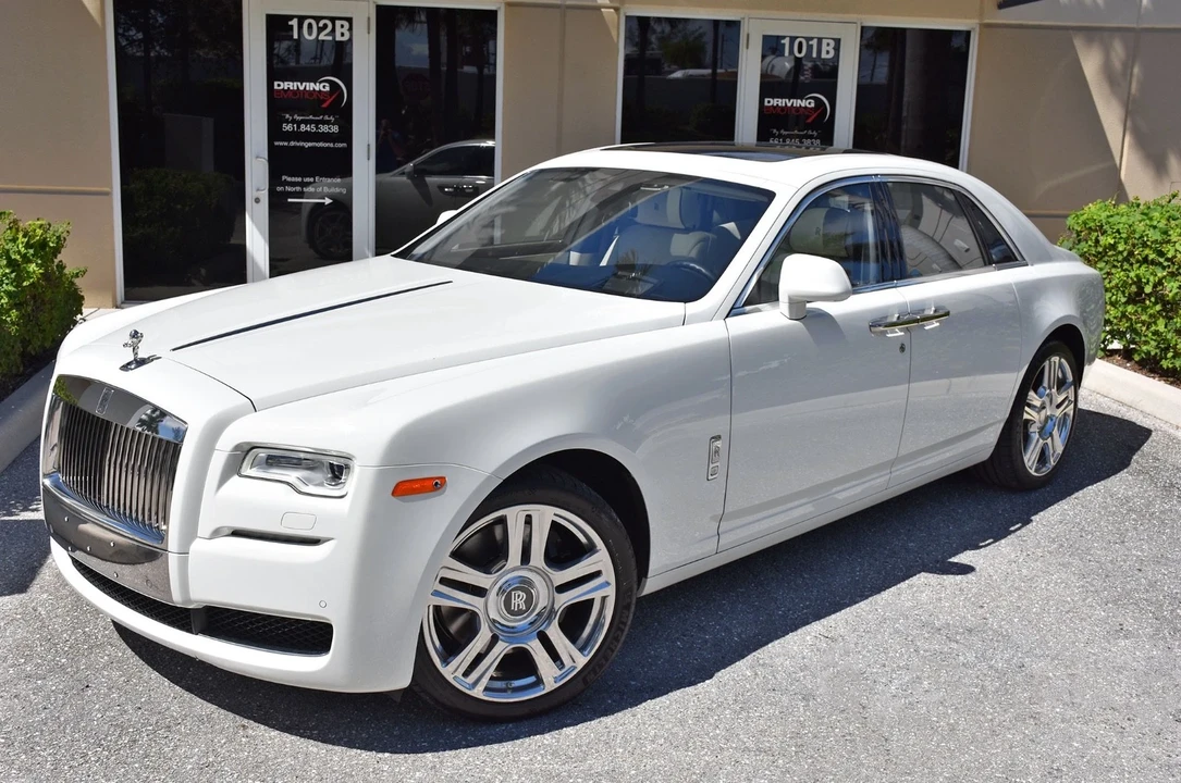 2015 Rolls-Royce Ghost 1st Gen - Image 11 of 21