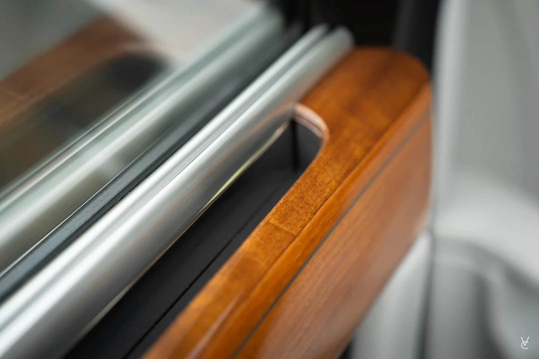 2015 Rolls-Royce Phantom VIII - Image 14 of 31