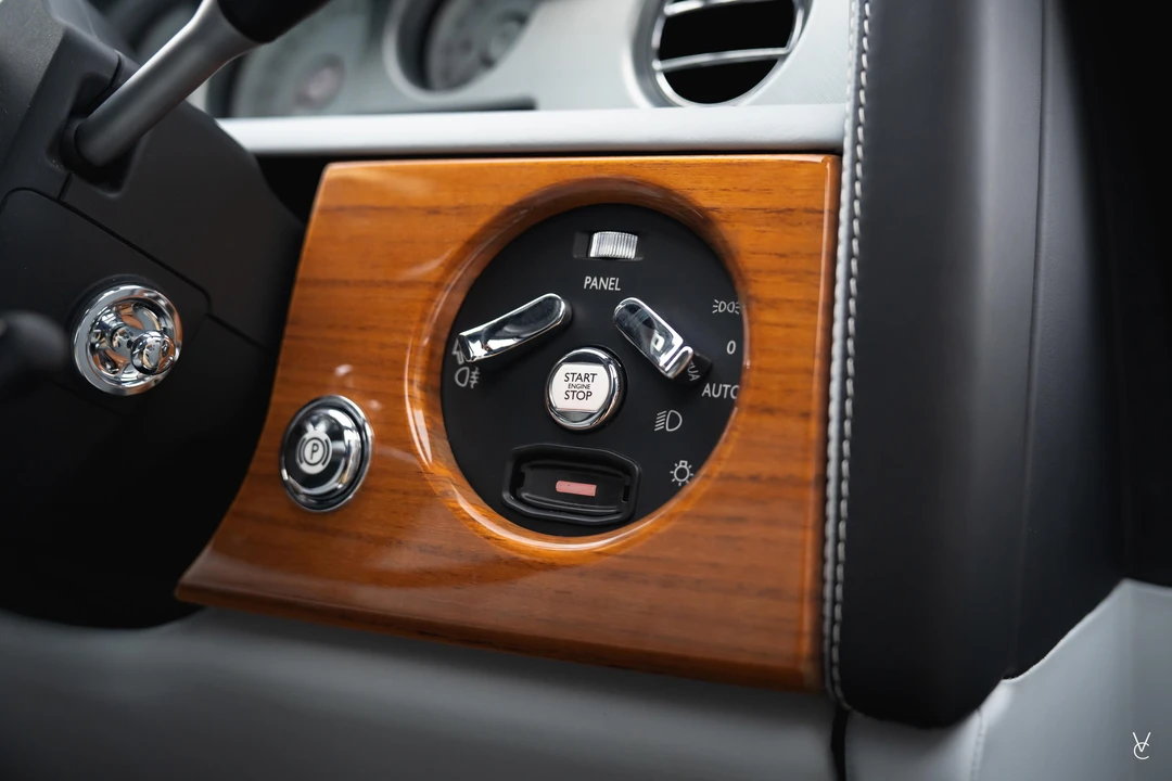 2015 Rolls-Royce Phantom VIII - Image 18 of 31