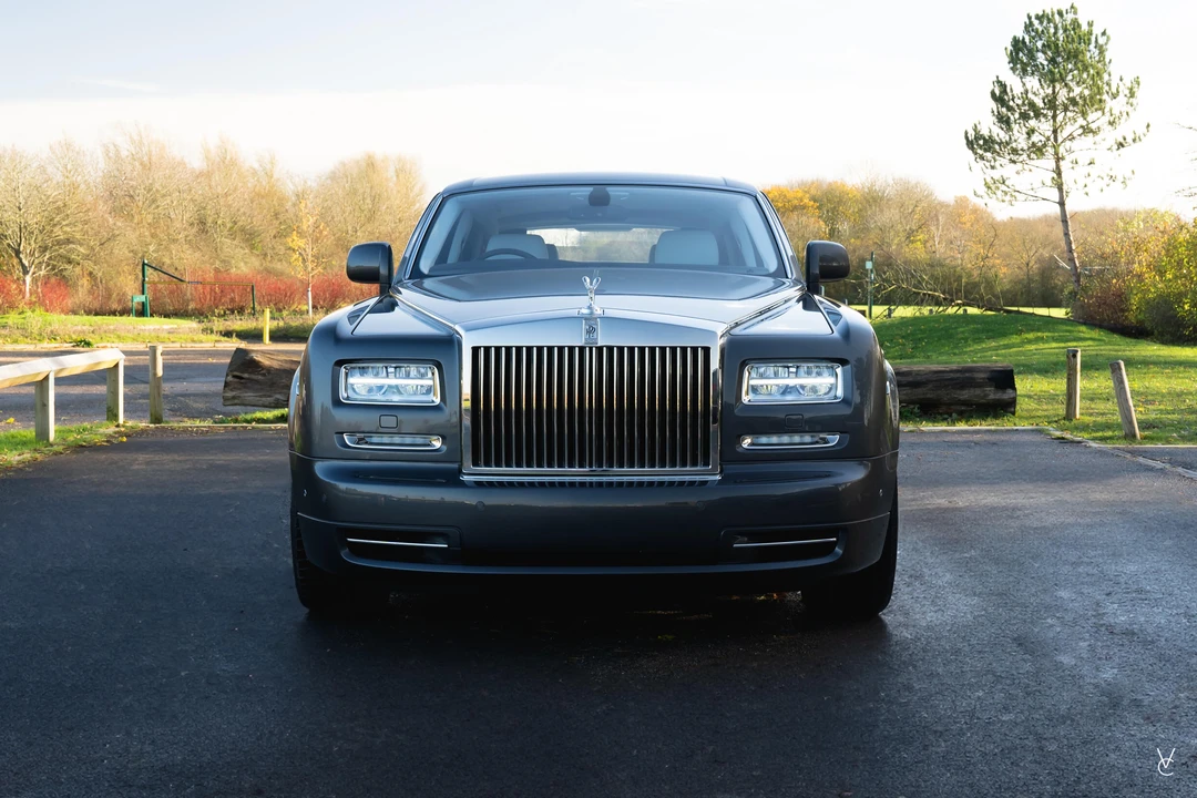 2015 Rolls-Royce Phantom VIII - Image 9 of 31