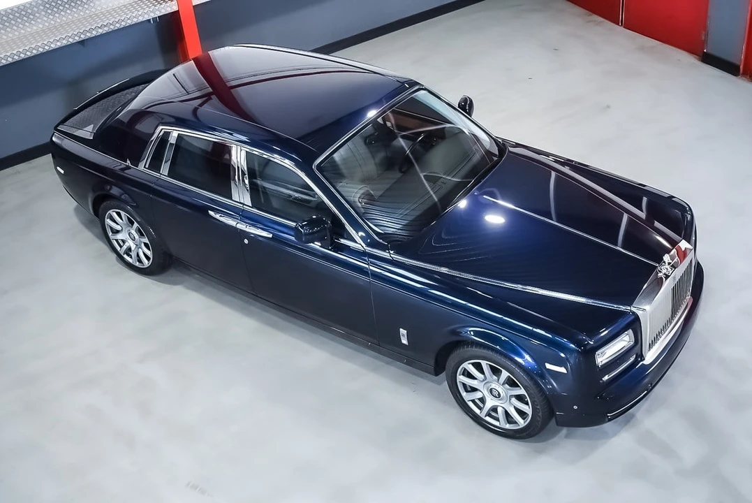 2015 Rolls-Royce Phantom VII - Image 15 of 30