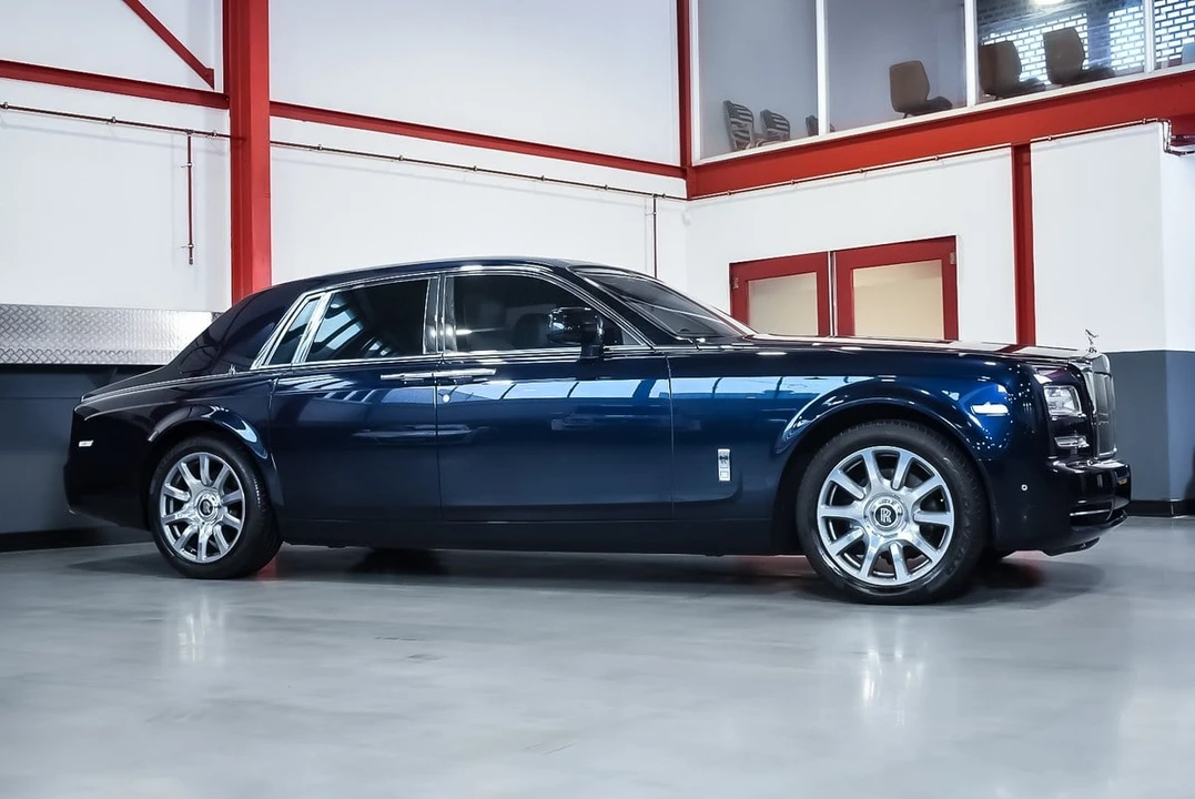 2015 Rolls-Royce Phantom VII - Image 10 of 30