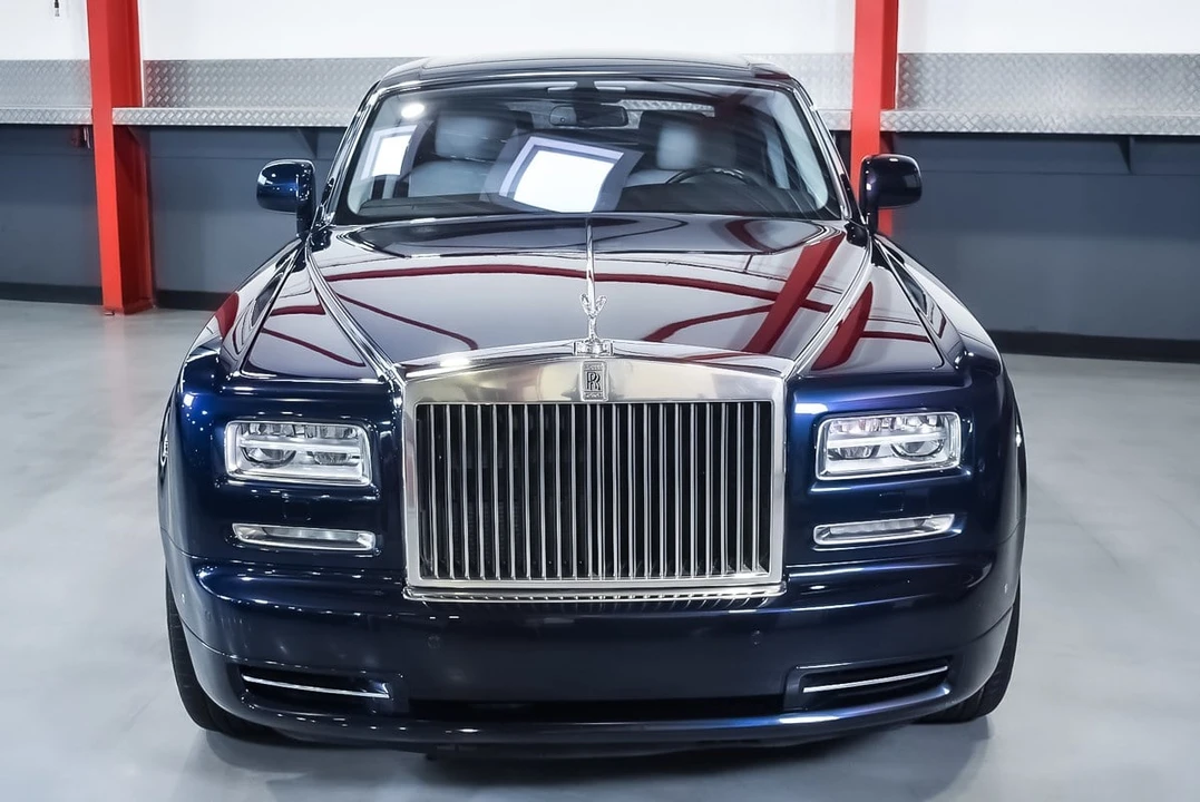2015 Rolls-Royce Phantom VII - Image 3 of 30