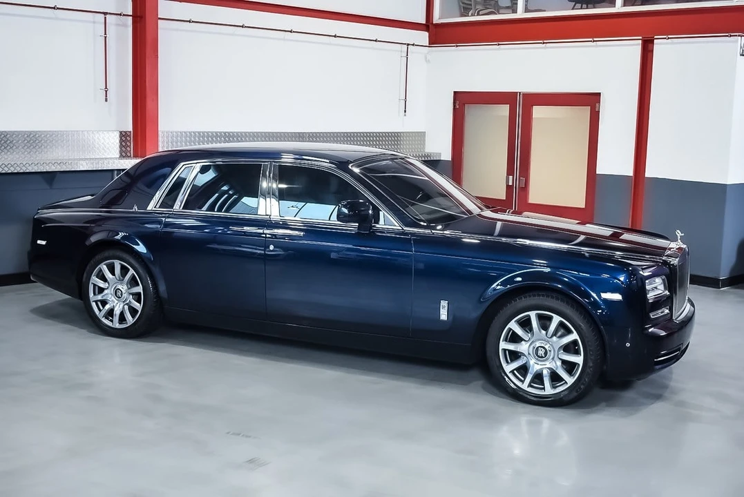 2015 Rolls-Royce Phantom VII - Image 8 of 30