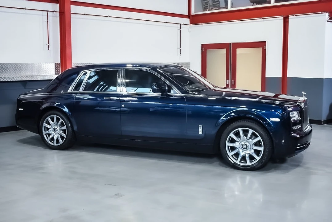 2015 Rolls-Royce Phantom VII - Image 9 of 30