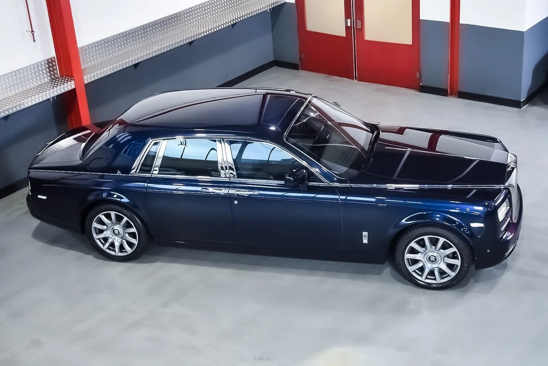 2015 Rolls-Royce Phantom VII - Image 16 of 30