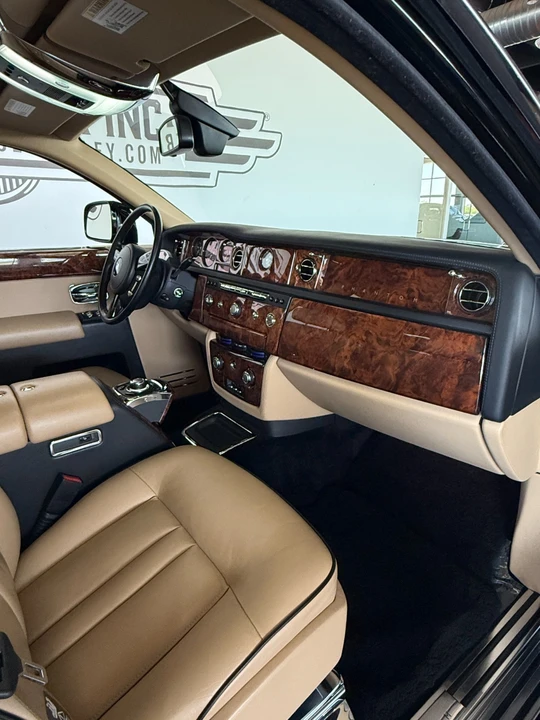 2015 Rolls-Royce Phantom VII - Image 21 of 31