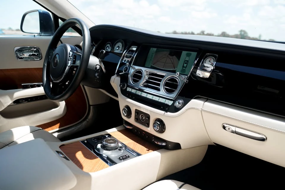 2015 Rolls-Royce Wraith 2nd Gen - Image 18 of 20