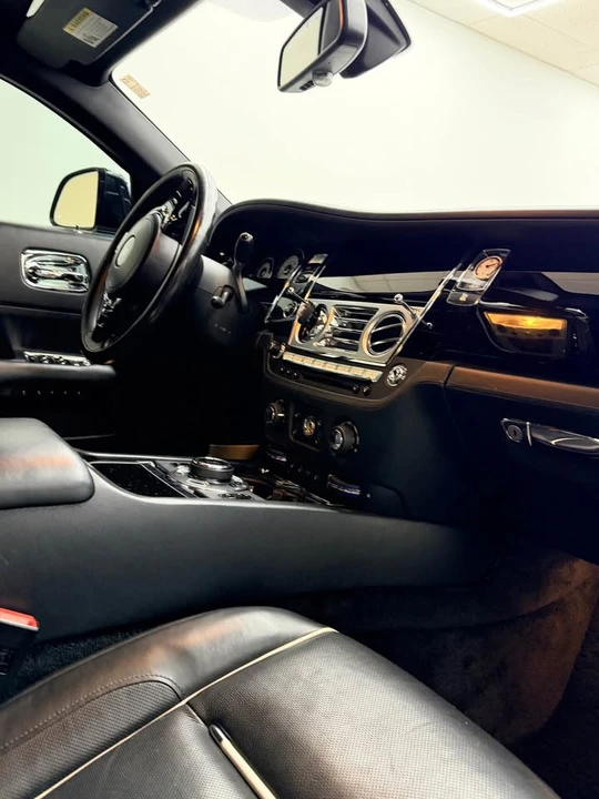 2015 Rolls-Royce Wraith 2nd Gen - Image 9 of 10
