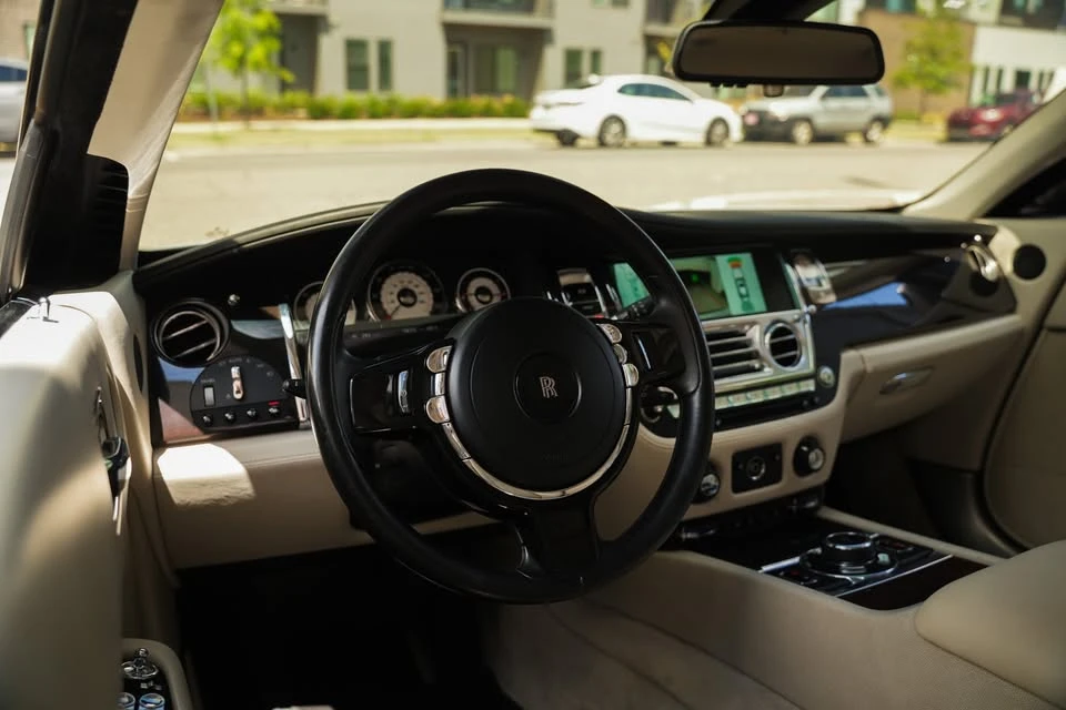 2015 Rolls-Royce Wraith 2nd Gen - Image 10 of 18