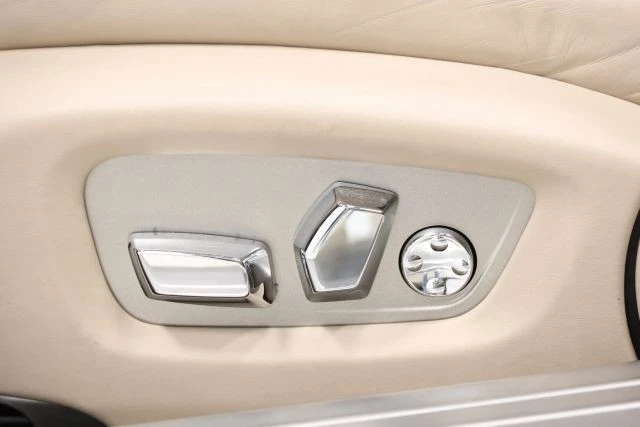 2015 Rolls-Royce Wraith 2nd Gen - Image 19 of 31