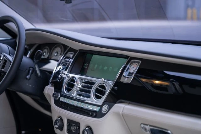 2015 Rolls-Royce Wraith 2nd Gen - Image 12 of 15