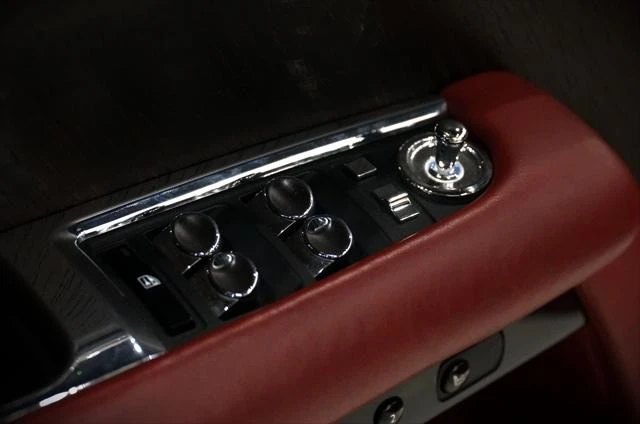2015 Rolls-Royce Wraith 2nd Gen - Image 11 of 12