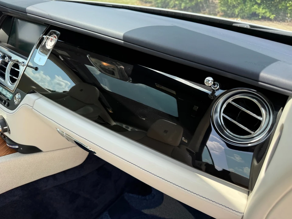 2015 Rolls-Royce Wraith 2nd Gen - Image 14 of 31