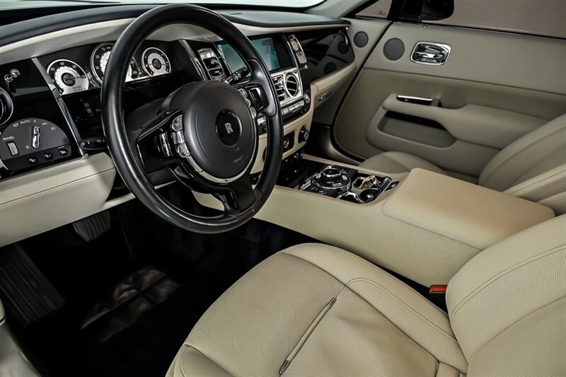 2015 Rolls-Royce Wraith 2nd Gen - Image 16 of 31