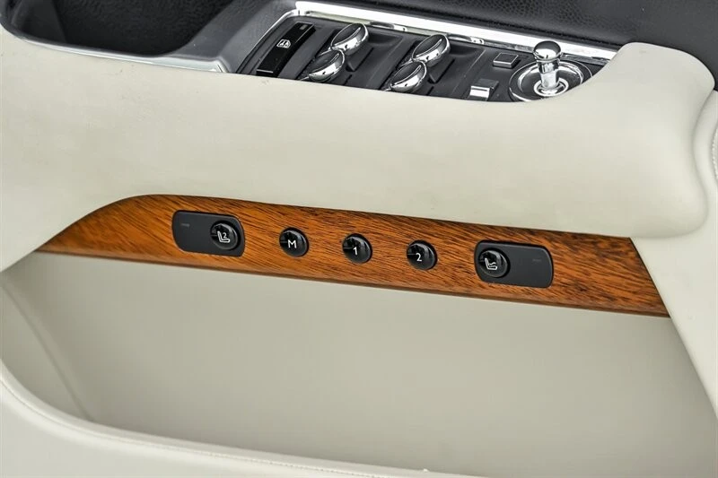 2015 Rolls-Royce Wraith 2nd Gen - Image 14 of 31