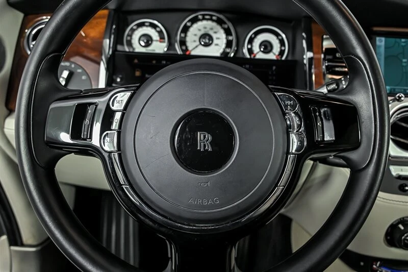 2015 Rolls-Royce Wraith 2nd Gen - Image 29 of 31