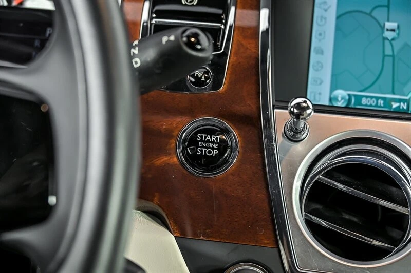 2015 Rolls-Royce Wraith 2nd Gen - Image 30 of 31