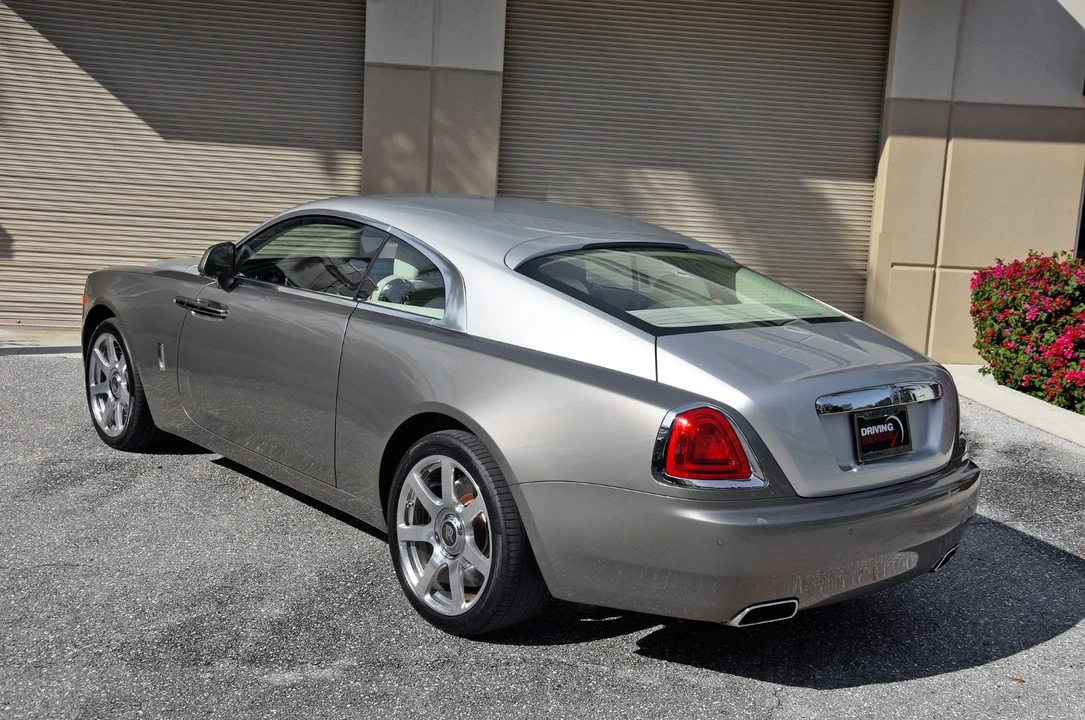 2015 Rolls-Royce Wraith 2nd Gen - Image 19 of 21