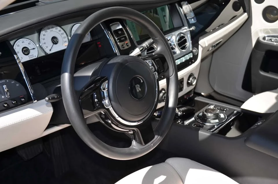 2015 Rolls-Royce Ghost 1st Gen - Image 12 of 18