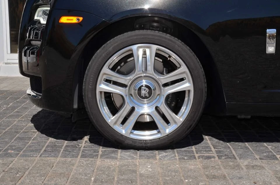 2015 Rolls-Royce Ghost 1st Gen - Image 4 of 17
