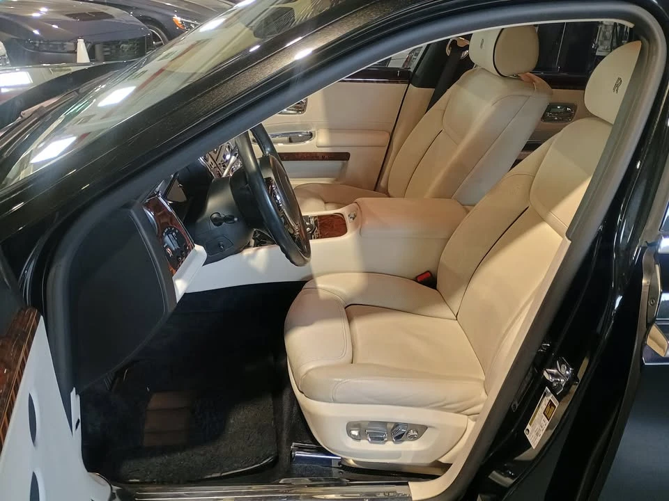 2015 Rolls-Royce Ghost 1st Gen - Image 9 of 20