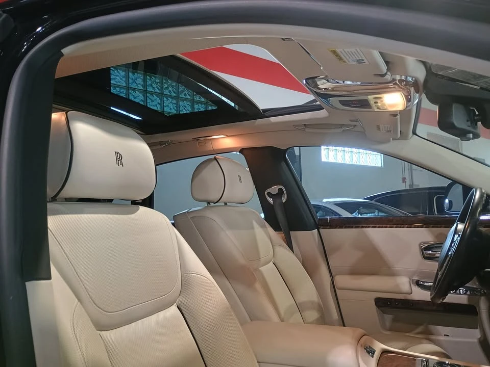 2015 Rolls-Royce Ghost 1st Gen - Image 16 of 20