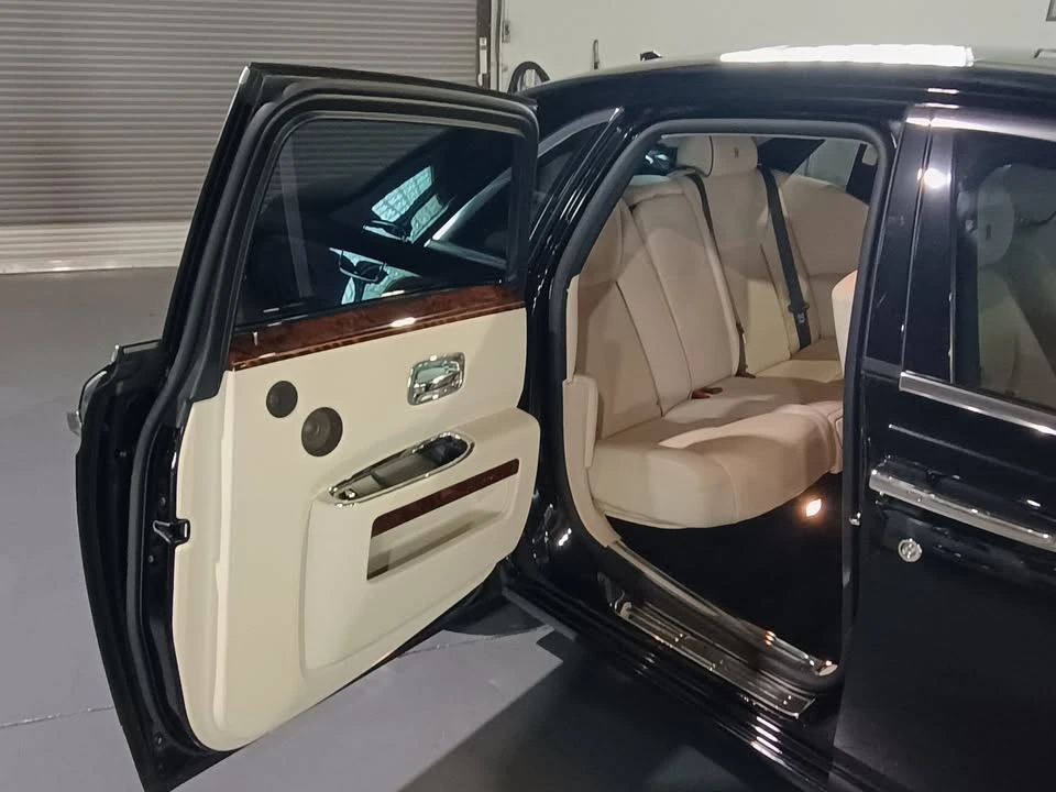 2015 Rolls-Royce Ghost 1st Gen - Image 15 of 20