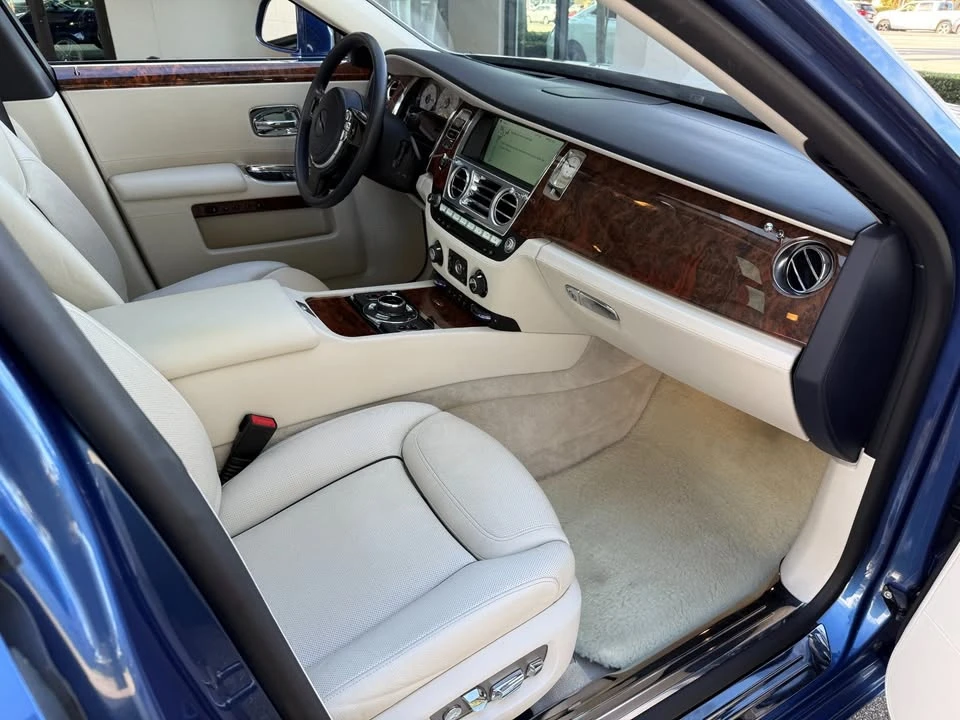 2015 Rolls-Royce Ghost 1st Gen - Image 15 of 19