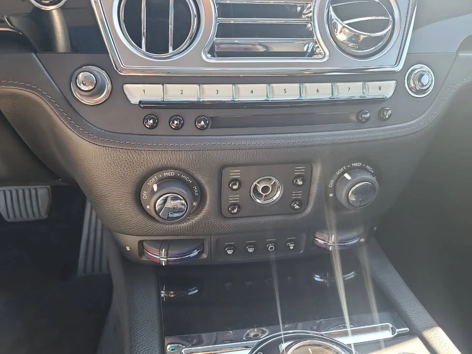 2015 Rolls-Royce Ghost 1st Gen - Image 19 of 20
