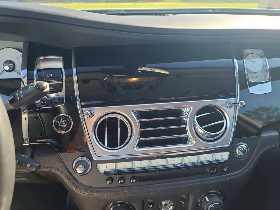 2015 Rolls-Royce Ghost 1st Gen - Image 18 of 20