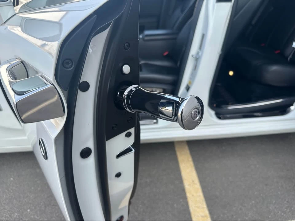 2015 Rolls-Royce Ghost 1st Gen - Image 17 of 20